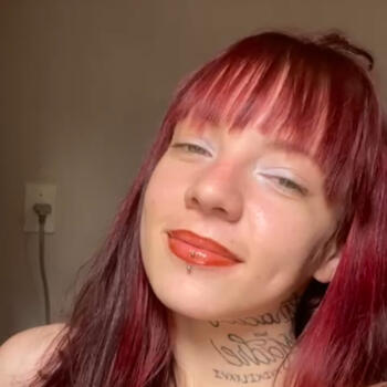 Babysitter in Capivari de Baixo: Emily