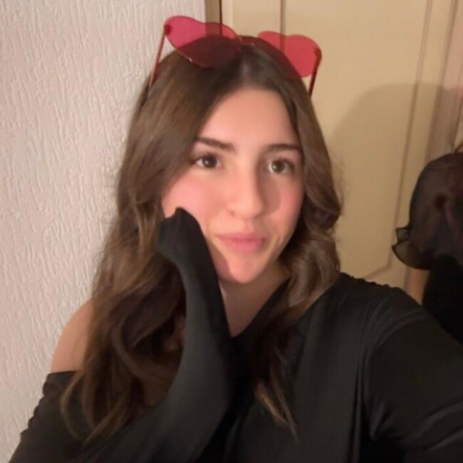 Babysitter in The Hague: Sara