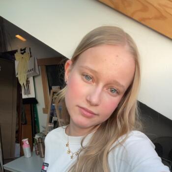 Babysitter in Charleroi: Lyly