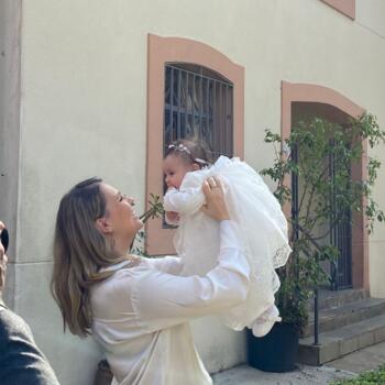 Emprego de babá em São Paulo: emprego de babá Stefani