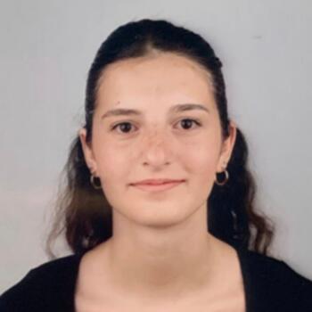 Babysitter in Perugia: Kiara