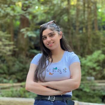 Babysitter in Surrey: Kanwarpreetkaur