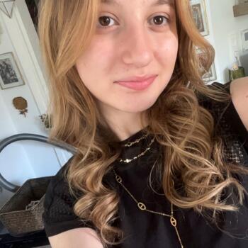 Babysitter in Issy-les-Moulineaux: Juliette