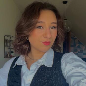 Babysitter Gouy-Servins: Laure