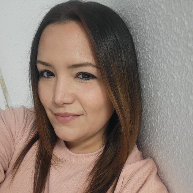 Babysitter in Torrent: Vanessa