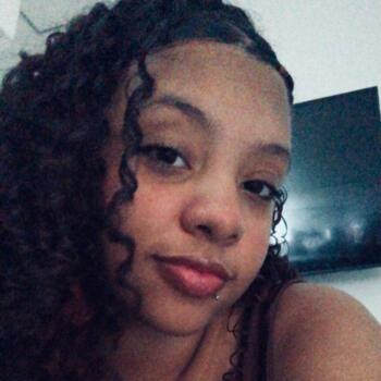 Babysitter in Caraguatatuba: Ana Júlia