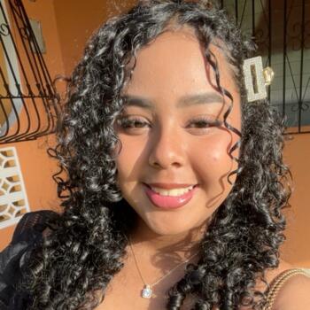 Babysitter in Nuevo San Juan: Yanitzel