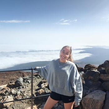 Babysitter in Soria: Paula