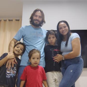 Emprego de babá em Goiânia: emprego de babá Pamella