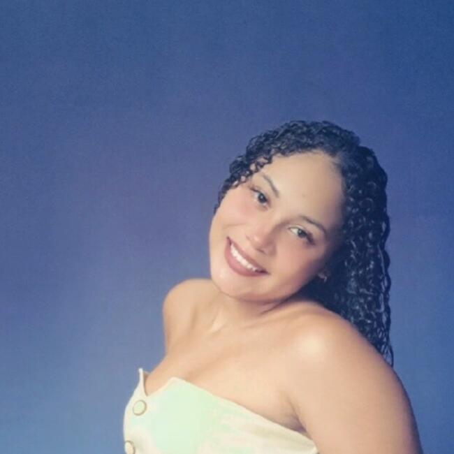 Babysitter in Belém: Brenda