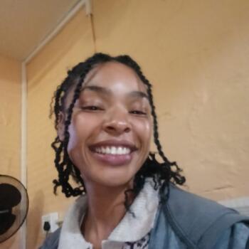 Babysitter in Port Elizabeth: Samantha-Megan