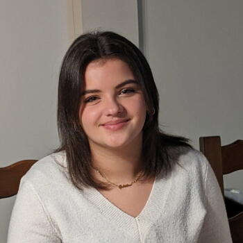 Babysitter in Tours: Ophéline