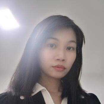 Pengasuh di Serdang: Caslyn