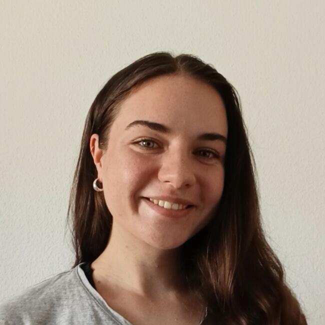 Babysitter in Darmstadt: Emily