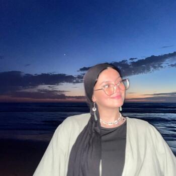Babysitter in Tangier: Dua