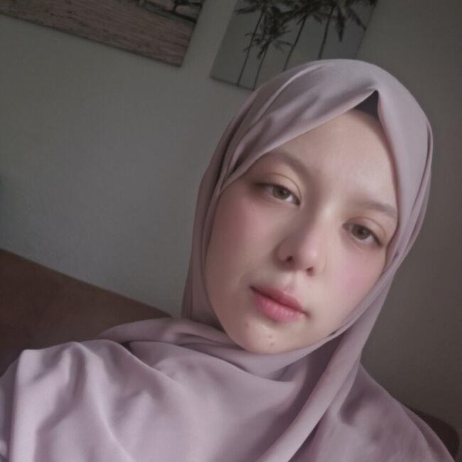 Baby-sitter à Boumerdas: Nayla