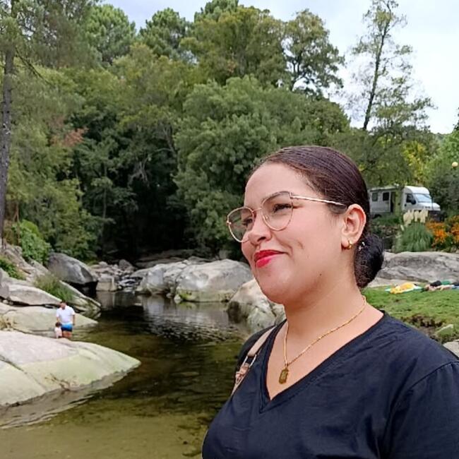 Babysitter in Hormigos: Siham