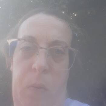 Babysitter a Castellammare di Stabia: Federica