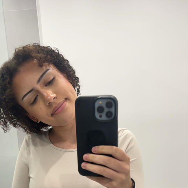 Babysitter in Garches: Kelys