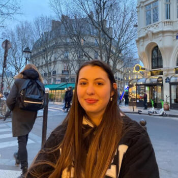 Babysitter in Nogent-sur-Marne: Victoire