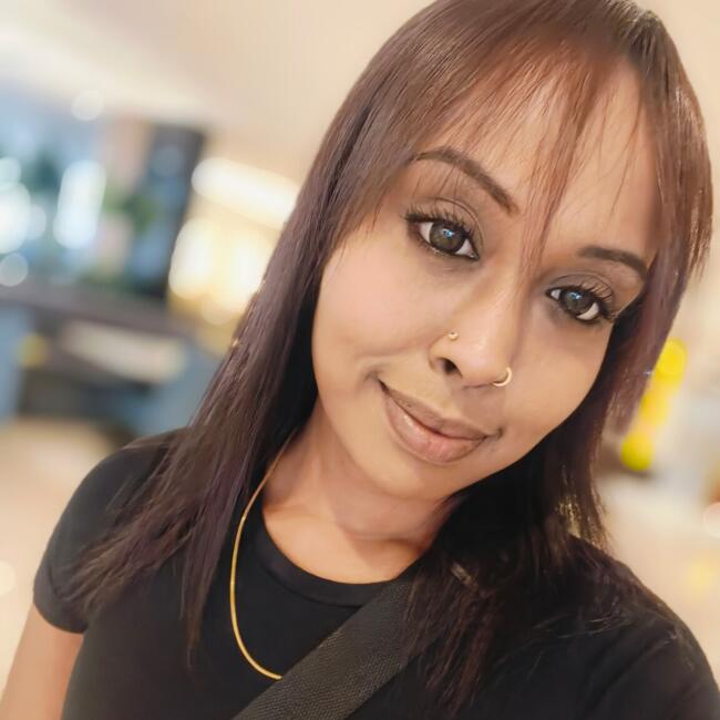 Babysitter in Ang Mo Kio New Town: Saranya