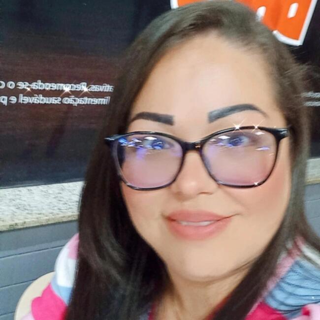 Babysitter in São Pedro da Aldeia: Cristiane