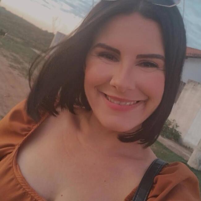 Babysitter in Vila Velha: Amanda