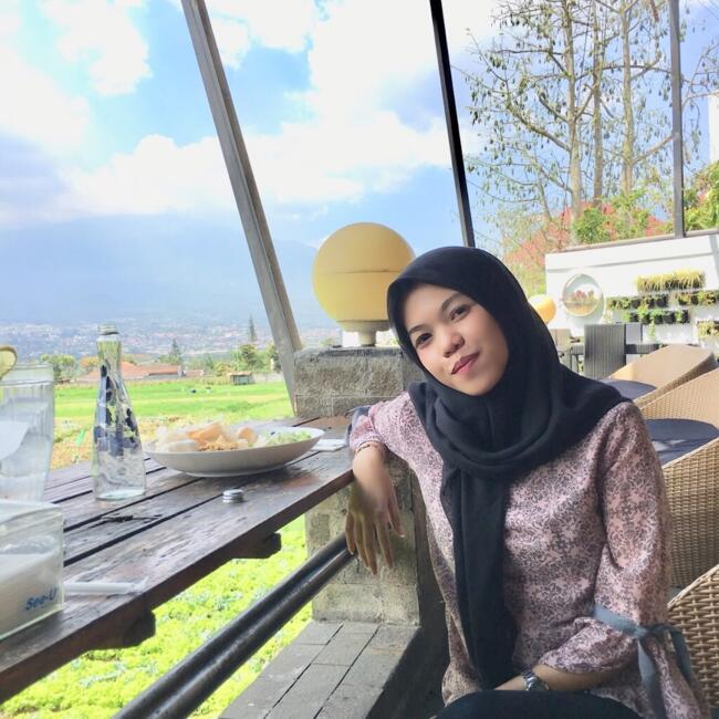 Lowongan pekerjaan babysitting di Kota Surabaya: Aulia