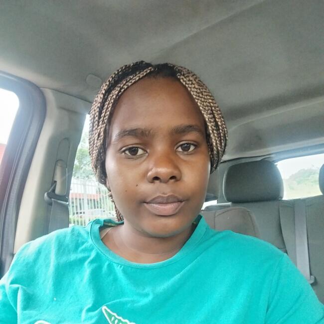 Babysitter in Newlands West: Madeline