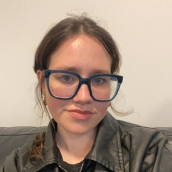 Babysitter in Wellington: Amber-lee