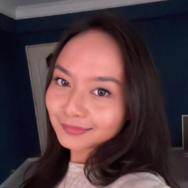 Babysitter in Singapore Island: Nini