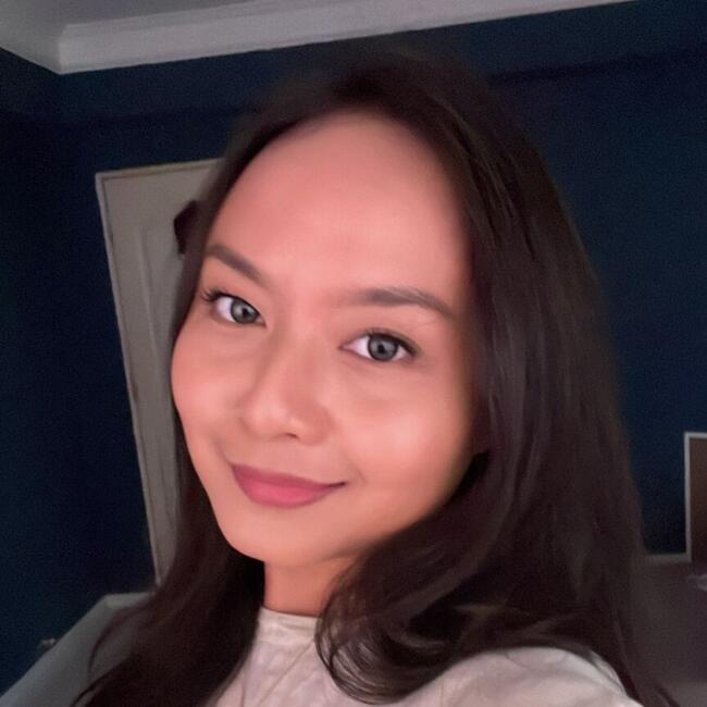 Pengasuh di Singapore Island: Nini