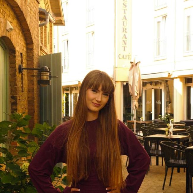 Babysitter in Potsdam: Yuliya