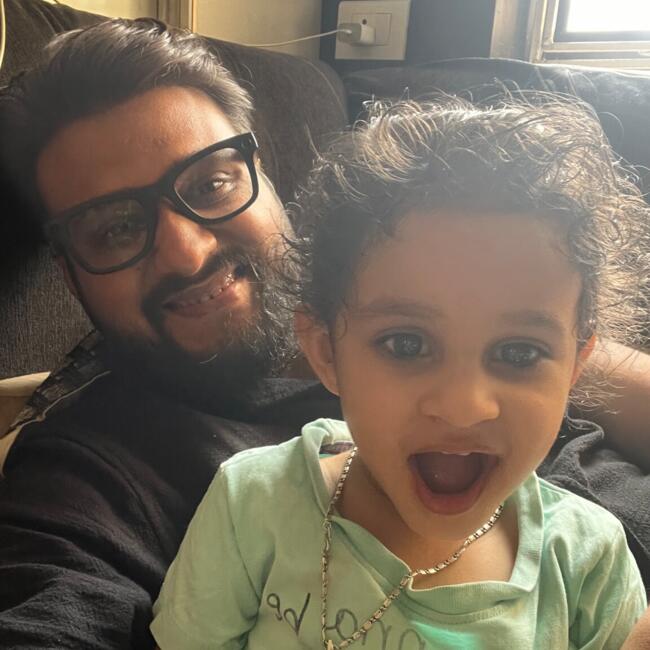 कोलकाता में बेबीसिटिंग की नौकरी: Anurag