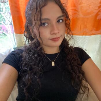 Babysitter Panama City: Nathaly