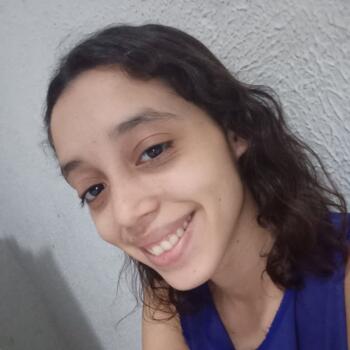 Babysitter in Niterói: Yasmin