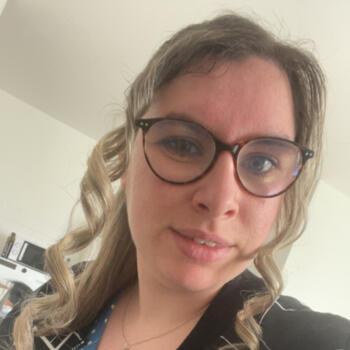 Babysitter in Lorient: Emeline