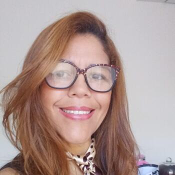 Babysitter Betim: Raquel