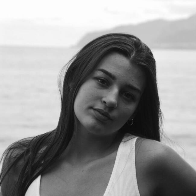 Babysitter em Lisboa: Carolina