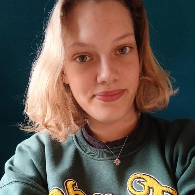 Babysitter in Deinze: Bente
