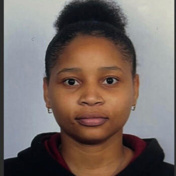 Babysitter em Odivelas: Darlen