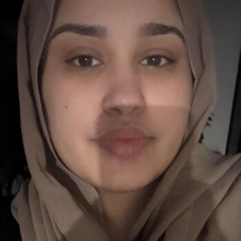Babysitter Melbourne: Asmaa