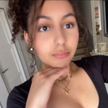 Baby-sitter Étampes: Melyna