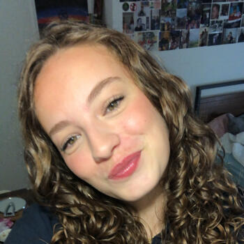 Babysitter in Champigny-sur-Marne: Camille