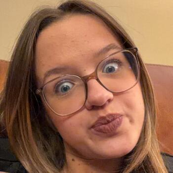 Babysitter in Waterloo: Lucie