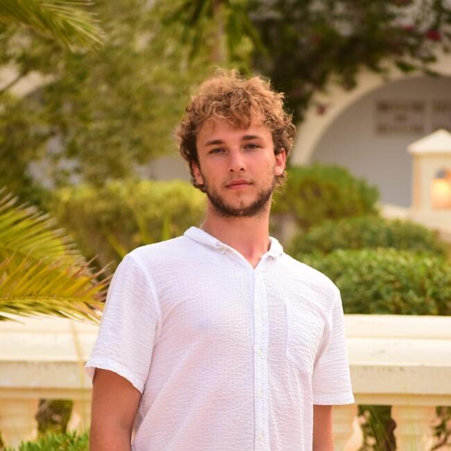 Babysitter in Saint-Brevin-les-Pins: Arthur