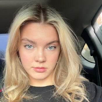 Baby-sitter Calgary: Payton