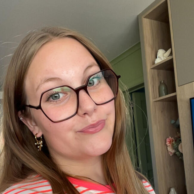 Babysitter in Opglabbeek: Jolina