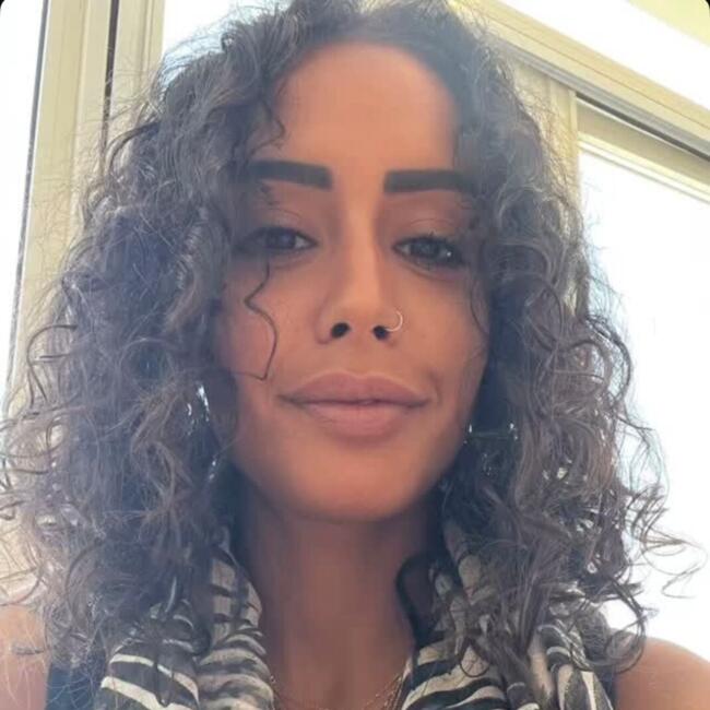 جليسة أطفال في القاهرة الجديدة: Maram