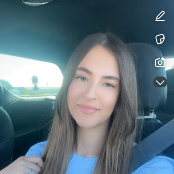 Baby-sitter in Roubaix: Charlotte
